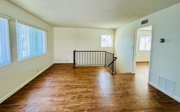 28 20th Ct in Hermosa Beach, CA - Building Photo - Building Photo