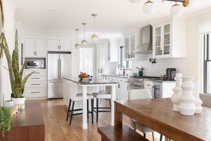 346 Walden St, Unit 1 in Cambridge, MA - Building Photo