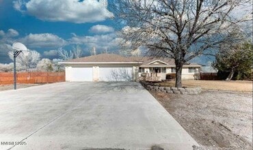 5390 Vinewood Cir in Fallon, NV - Building Photo - Building Photo