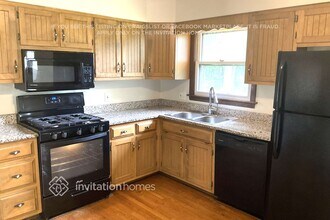 22847 Redwood Dr in Richton Park, IL - Building Photo - Building Photo