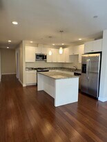 125 Midway in Cranston, RI - Building Photo