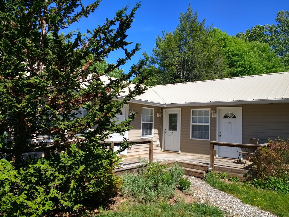 20 Independence Blvd, Unit 3 in Asheville, NC - Building Photo