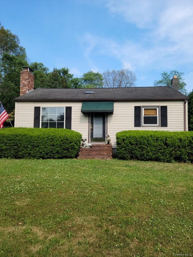 property at 1406 NY-82