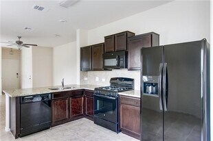 5916 Kennedy St in Austin, TX - Building Photo