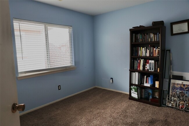 property at 6339 Settlers Square Ln