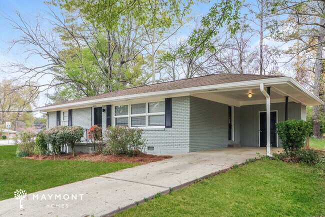 933 Clay Rd SW in Mableton, GA - Building Photo - Building Photo