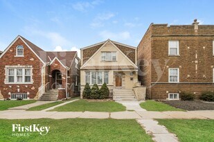 6204 S Kildare Ave in Chicago, IL - Building Photo