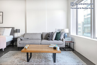 18 10th St, Unit FL11-ID402 in San Francisco, CA - Foto de edificio - Building Photo