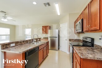 601 NW 17th Ave in Cape Coral, FL - Building Photo - Building Photo