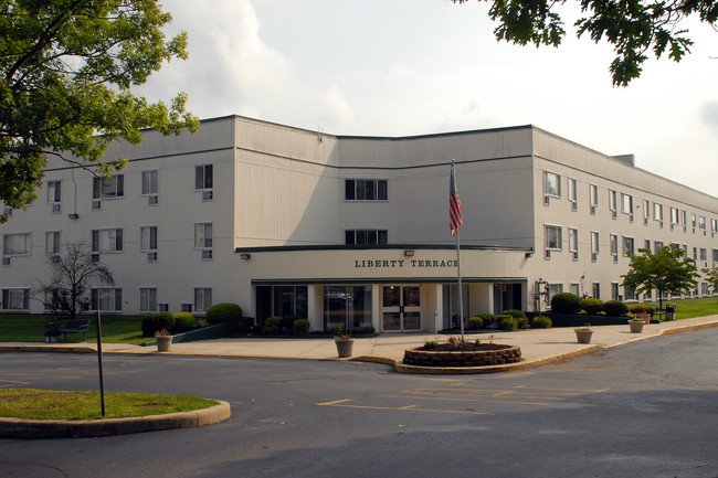 Liberty Terrace in Newark, DE - Foto de edificio - Building Photo