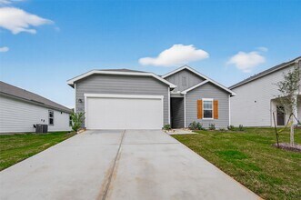 31334 Gayle Prairie Oaks St in Waller, TX - Building Photo - Building Photo