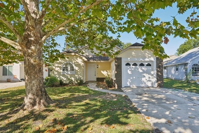 property at 123 Edgewater Cir