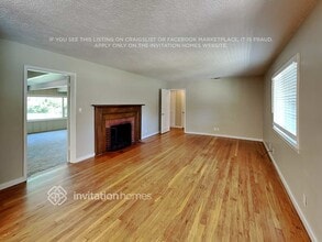 2305 Carlsbad Ave in Sacramento, CA - Building Photo - Building Photo
