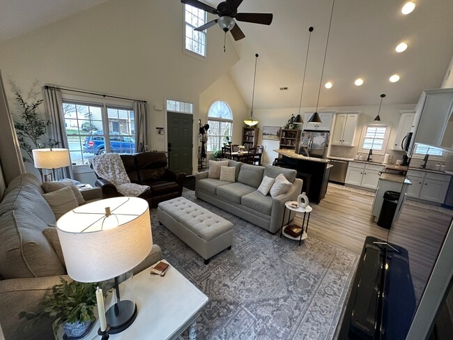 521 Capstone Dr in Lynchburg, VA - Building Photo - Building Photo