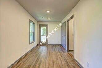 1018 Hampton Locust Grove Rd in Locust Grove, GA - Building Photo - Building Photo