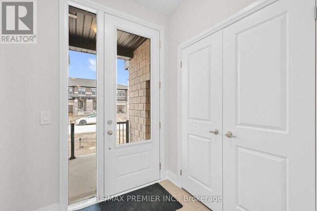 138 Corley St in Kawartha Lakes, ON - Building Photo - Building Photo