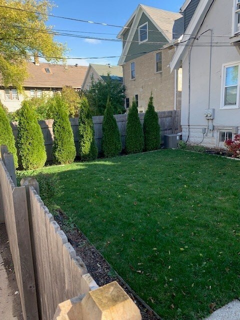 4473 N Cramer St, Unit 4473 N Cramer in Shorewood, WI - Foto de edificio - Building Photo