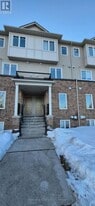 2627 Longfields Dr in Ottawa, ON - Building Photo