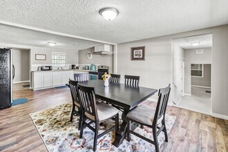 5260 Ramona Blvd in Jacksonville, FL - Building Photo - Building Photo