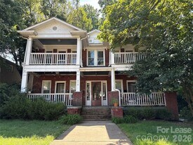 518 Oakland Ave in Charlotte, NC - Building Photo