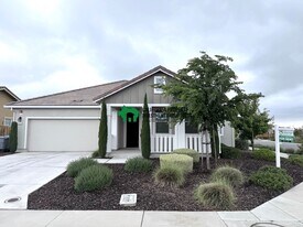 337 Barrel St in Vacaville, CA - Building Photo