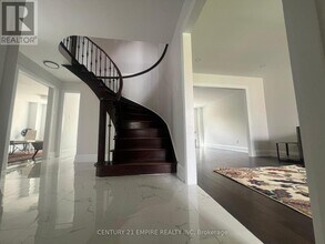 42 Dundalk Crescent in Brampton, ON - Building Photo - Building Photo
