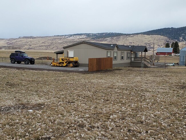 property at 65203 Hull Ln