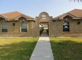 3804 Zelma St, Unit 3 in Edinburg, TX - Building Photo