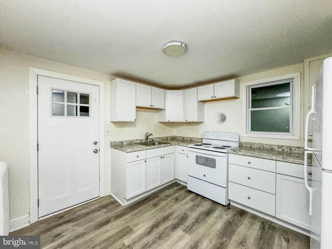 property at 314 N 2nd St