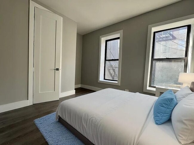 property at 228 E 116th St