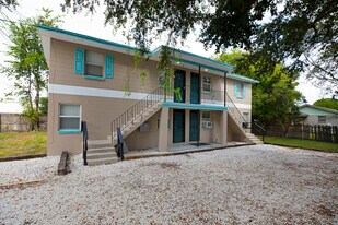 1361 Bridier st, Unit Apt. 2 in Jacksonville, FL - Building Photo