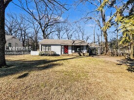 4551 Manila Dr in Jackson, MS - Building Photo