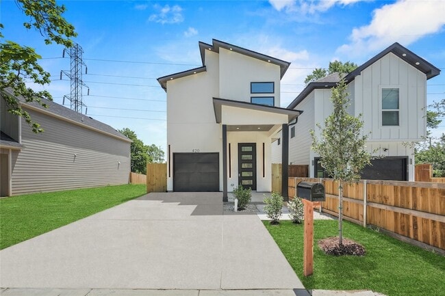property at 420 N Moore St