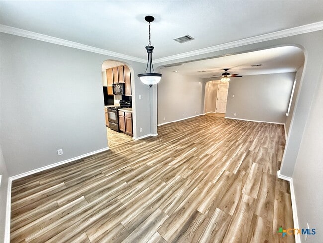 property at 2137 Dorman Dr