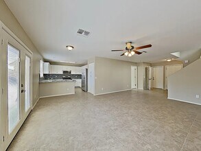 11826 W Laurel Ln in El Mirage, AZ - Building Photo - Building Photo