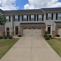 308 Corday Ln in Greer, SC - Building Photo