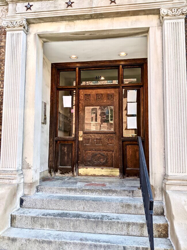 616 Columbus Ave, Unit 7 in Boston, MA - Foto de edificio - Building Photo