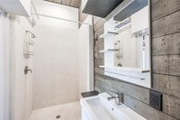 2017 Elysian St photo'