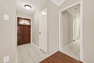 6630 Harpers Dr in Richmond, TX - Building Photo - Building Photo