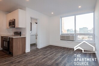 940 W Carmen Ave, Unit 206 in Chicago, IL - Building Photo - Building Photo