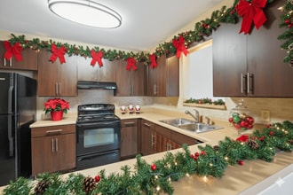 Stillwood Farms Apartments at Newnan in Newnan, GA - Foto de edificio - Building Photo