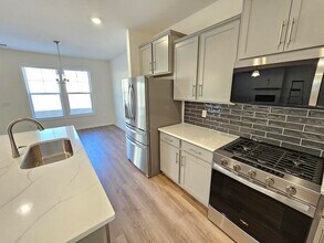 558 Griffon Dr in Chapin, SC - Building Photo - Building Photo