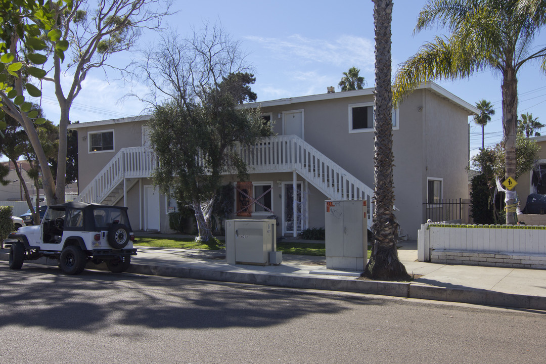 601 N Freeman St in Oceanside, CA - Building Photo