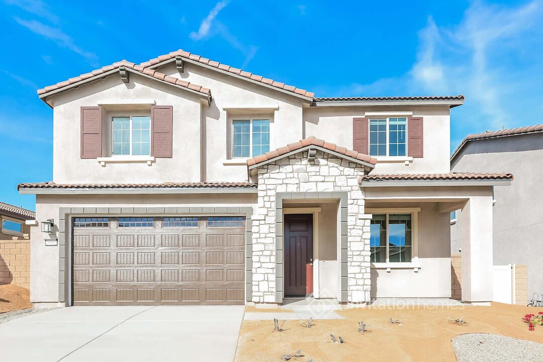 25092 Breccia Wy in Menifee, CA - Building Photo