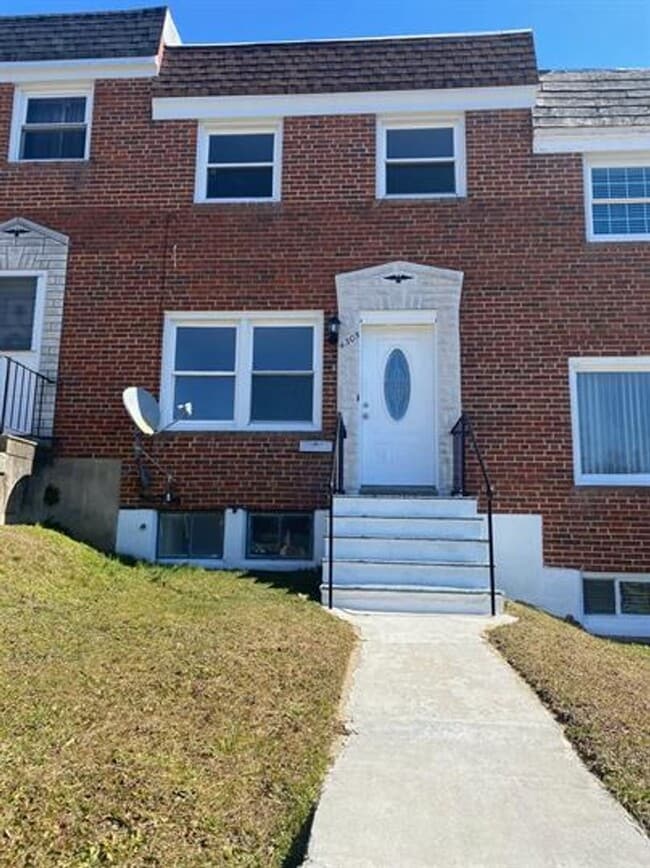 property at 4305 Greenhill Ave