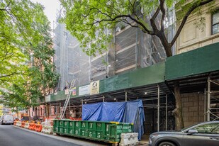 202-204 W 98th St in New York, NY - Building Photo