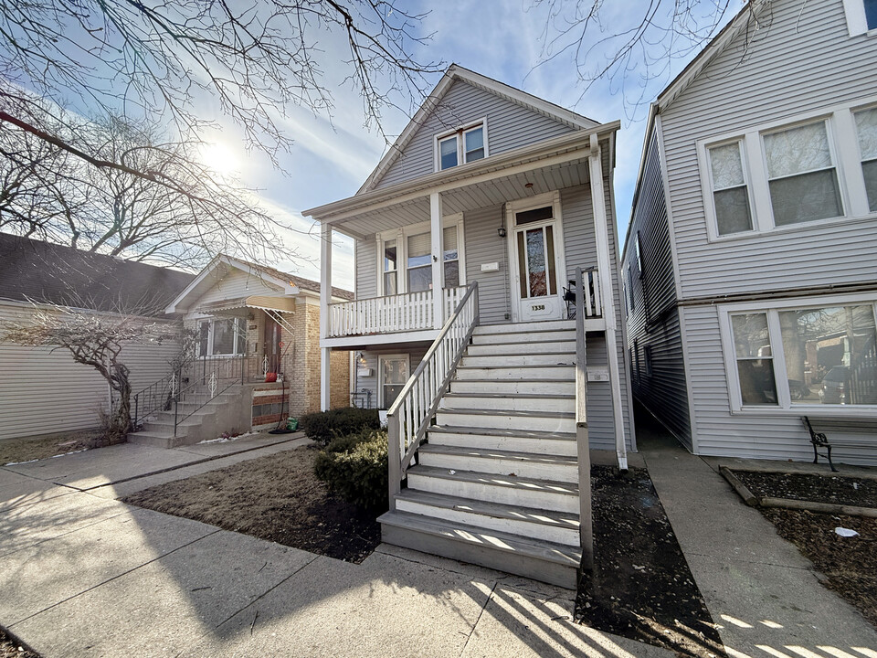 1338 Euclid Ave in Berwyn, IL - Building Photo