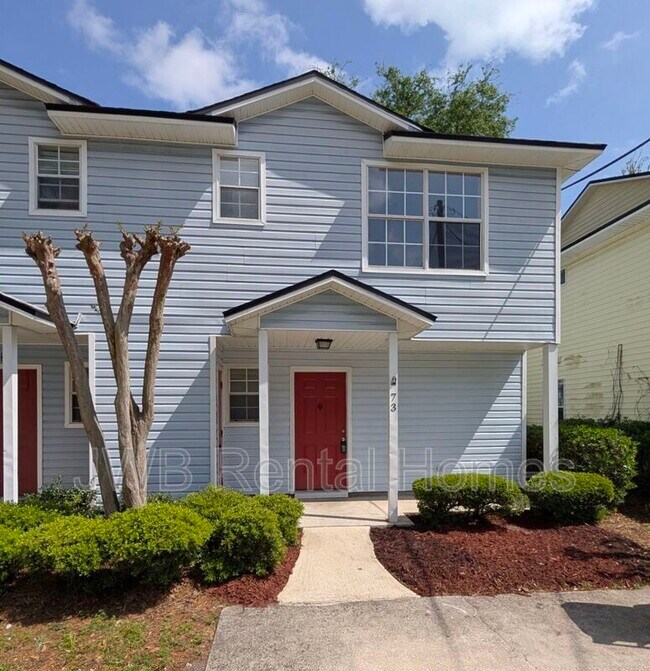 73 Fifth St in Atlantic Beach, FL - Building Photo - Building Photo