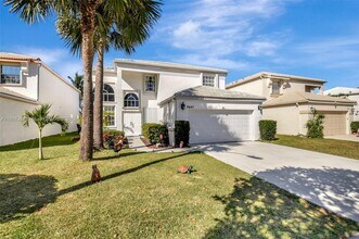 7647 Rockport Cir in Greenacres, FL - Building Photo - Building Photo