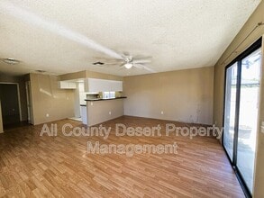 33950 Via De Anza in Cathedral City, CA - Building Photo - Building Photo